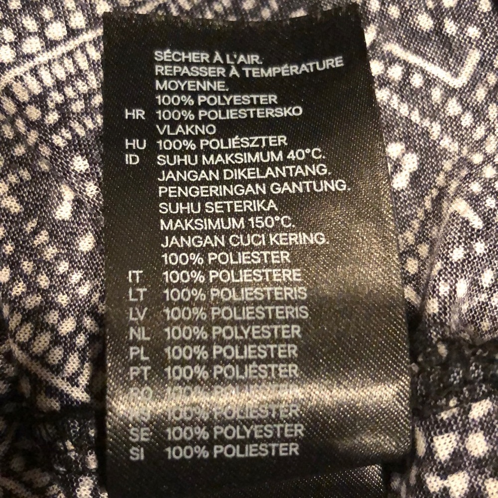 H+M Split Neck Top - Picture 4 of 4